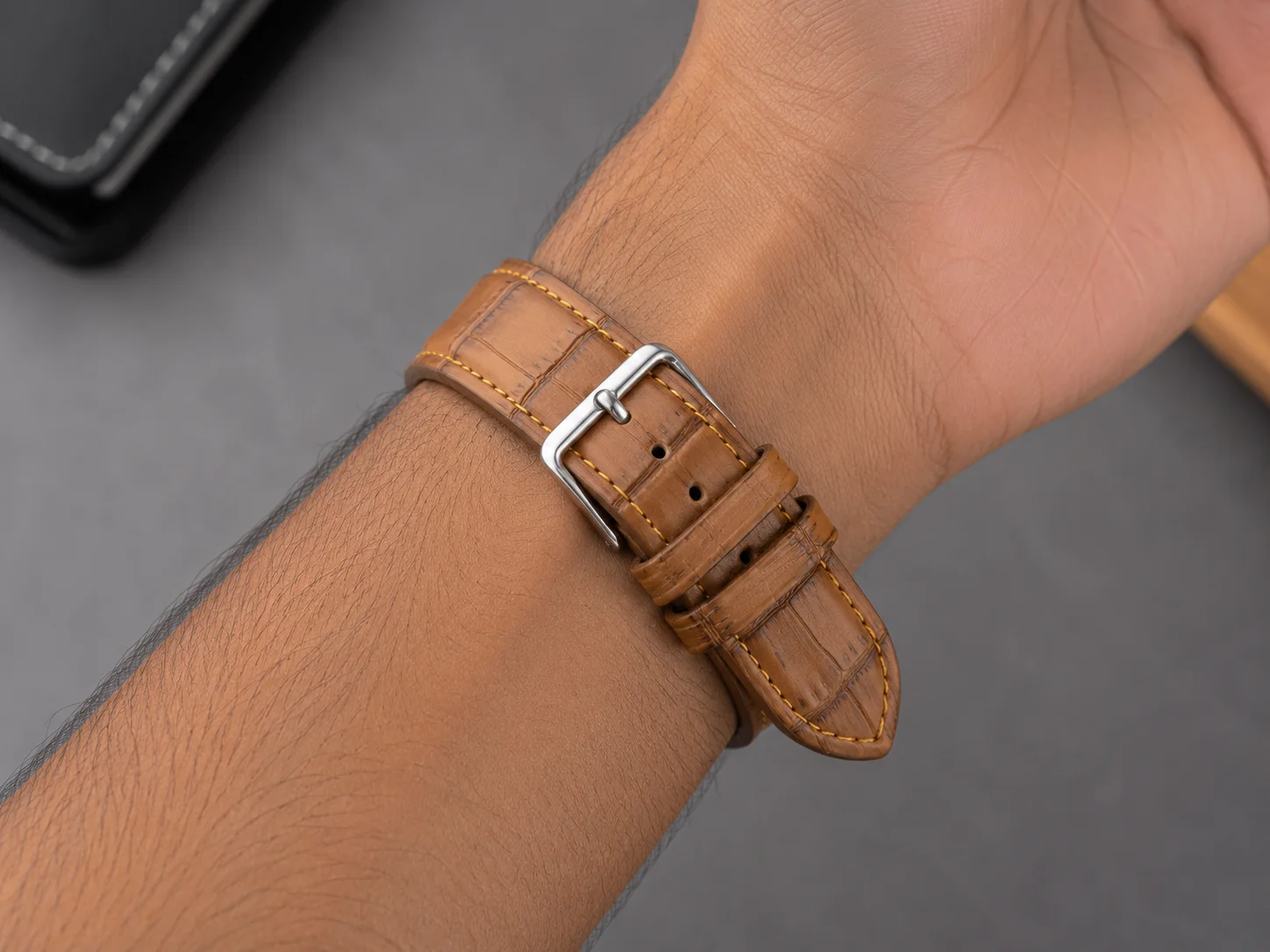 Tan Brown Crocodile Pattern Leather Watch Strap 24mm with Contrast Stitching & Silver Buckle 4